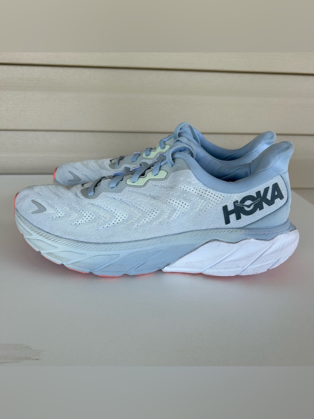 Hoka One One Arahi 6 Women’s 11 Light Blue Stability Running Athletic Shoes